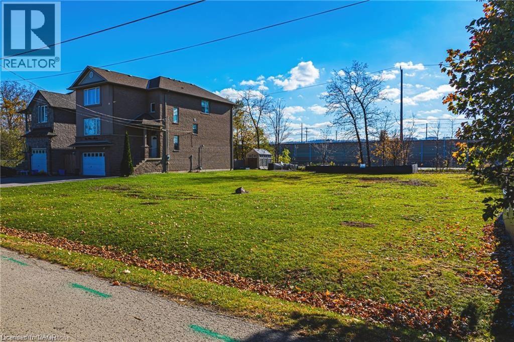 5 Trillium Avenue, Stoney Creek, Ontario  L8E 5E1 - Photo 2 - 40778171