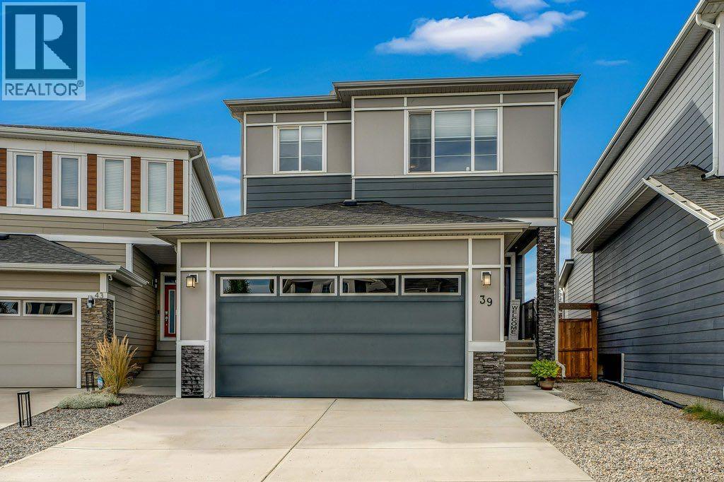 39 Cranbrook Green Se, Calgary, Alberta  T3M 2X1 - Photo 2 - A2261843