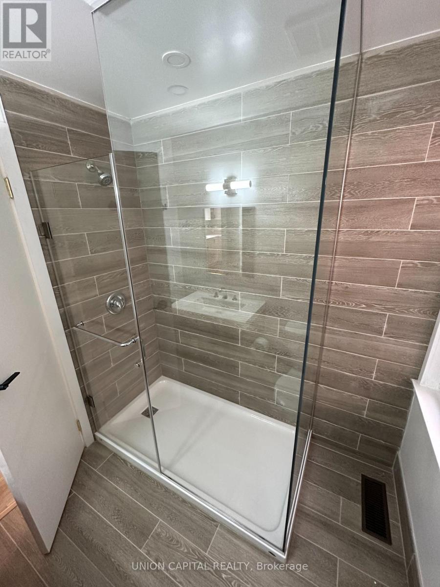 Main - 886 College Street, Toronto, Ontario  M6H 1A3 - Photo 10 - C12456765