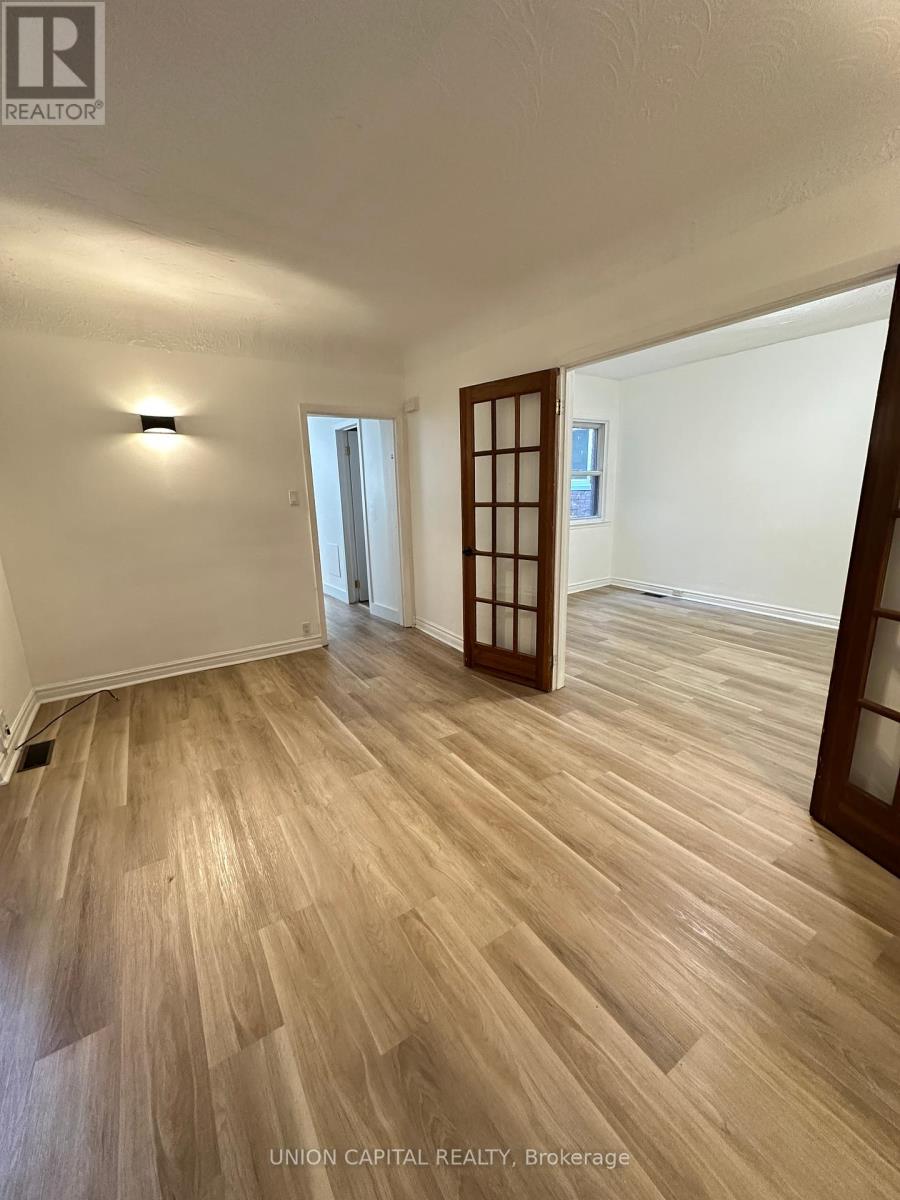 Main - 886 College Street, Toronto, Ontario  M6H 1A3 - Photo 3 - C12456765