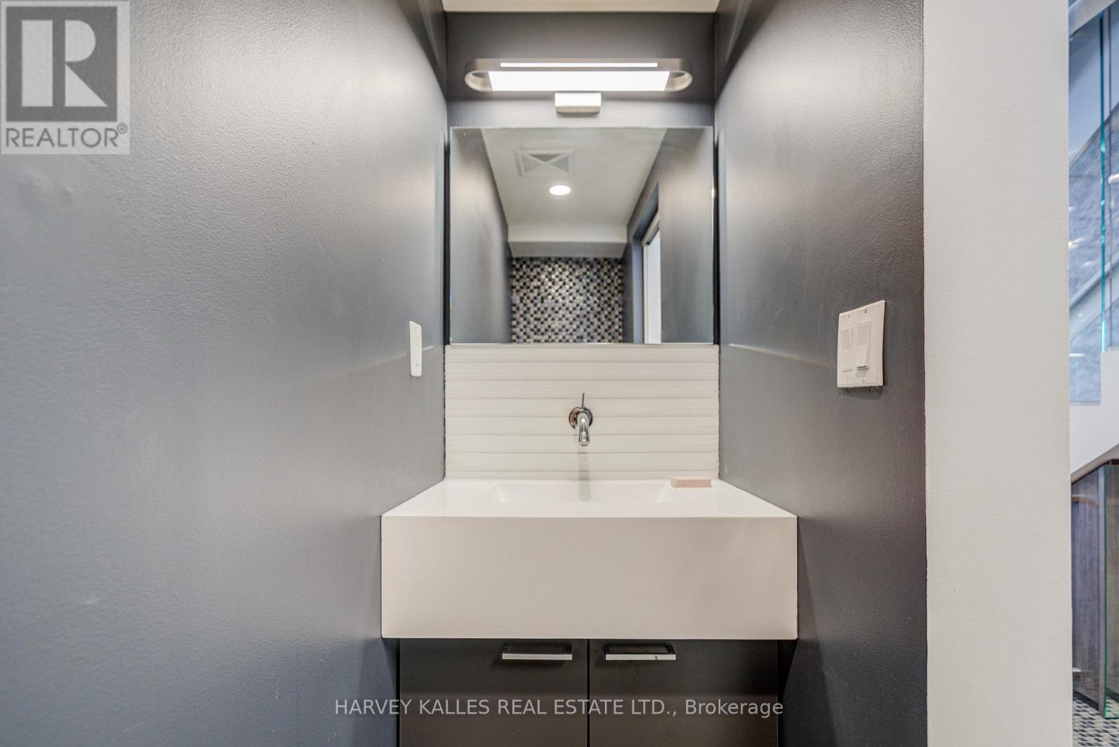 121 - 55 Stewart Street, Toronto, Ontario  M5V 2V1 - Photo 12 - C12456786