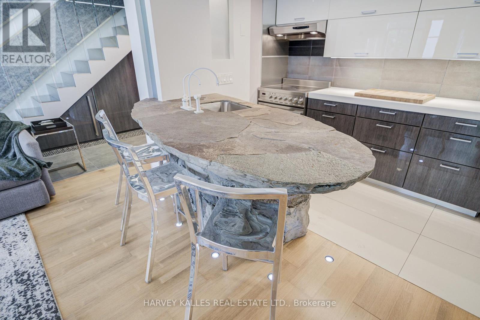 121 - 55 Stewart Street, Toronto, Ontario  M5V 2V1 - Photo 23 - C12456786
