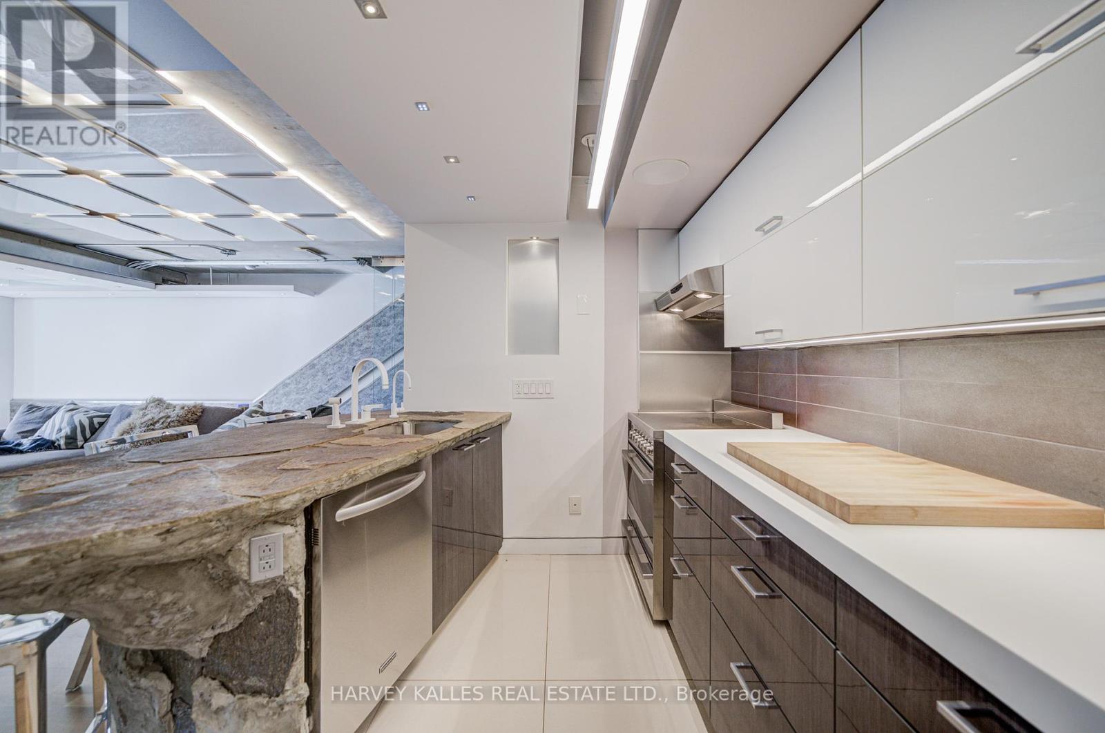 121 - 55 Stewart Street, Toronto, Ontario  M5V 2V1 - Photo 24 - C12456786