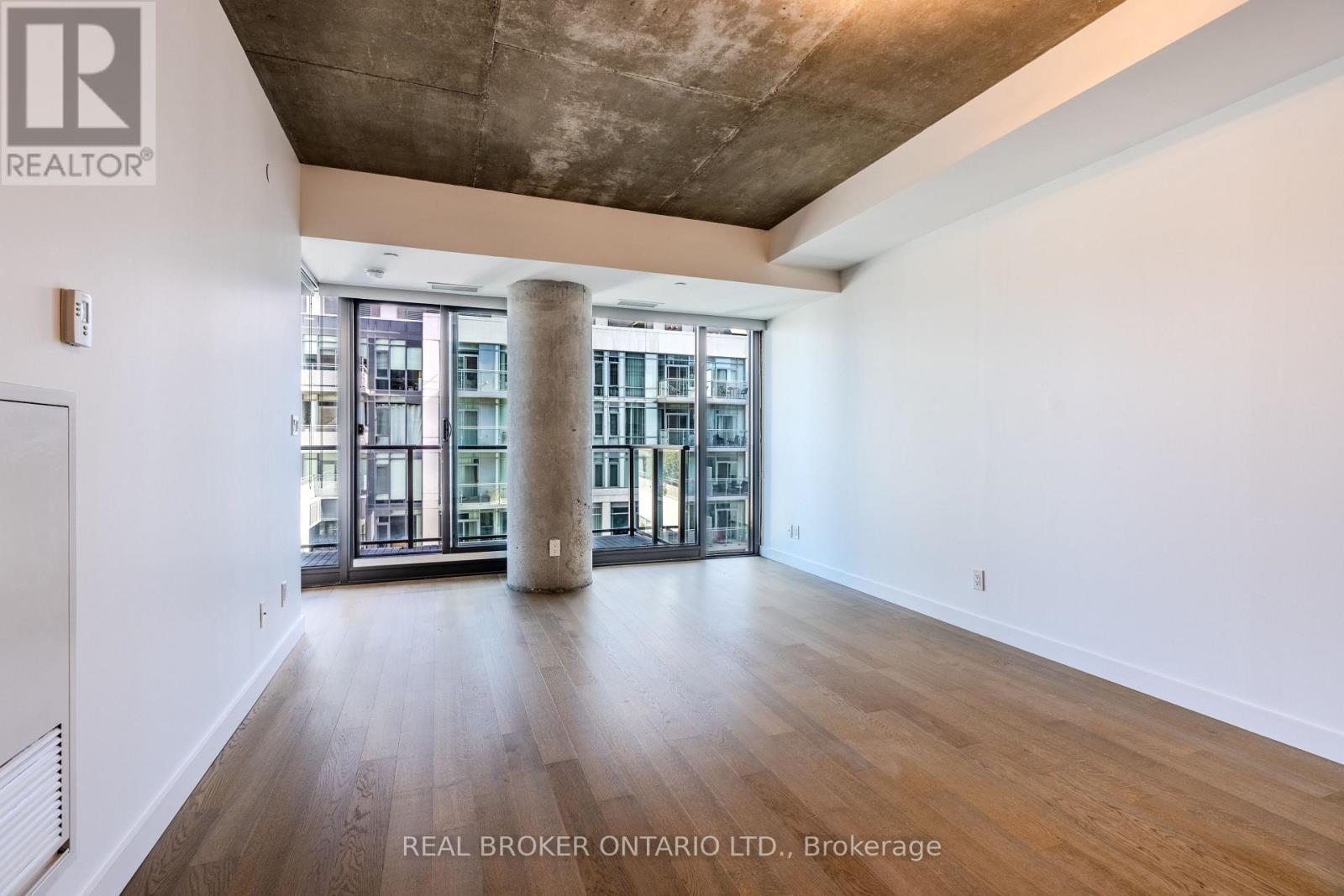 1411 - 111 Bathurst Street, Toronto, Ontario  M5V 0M9 - Photo 13 - C12456795