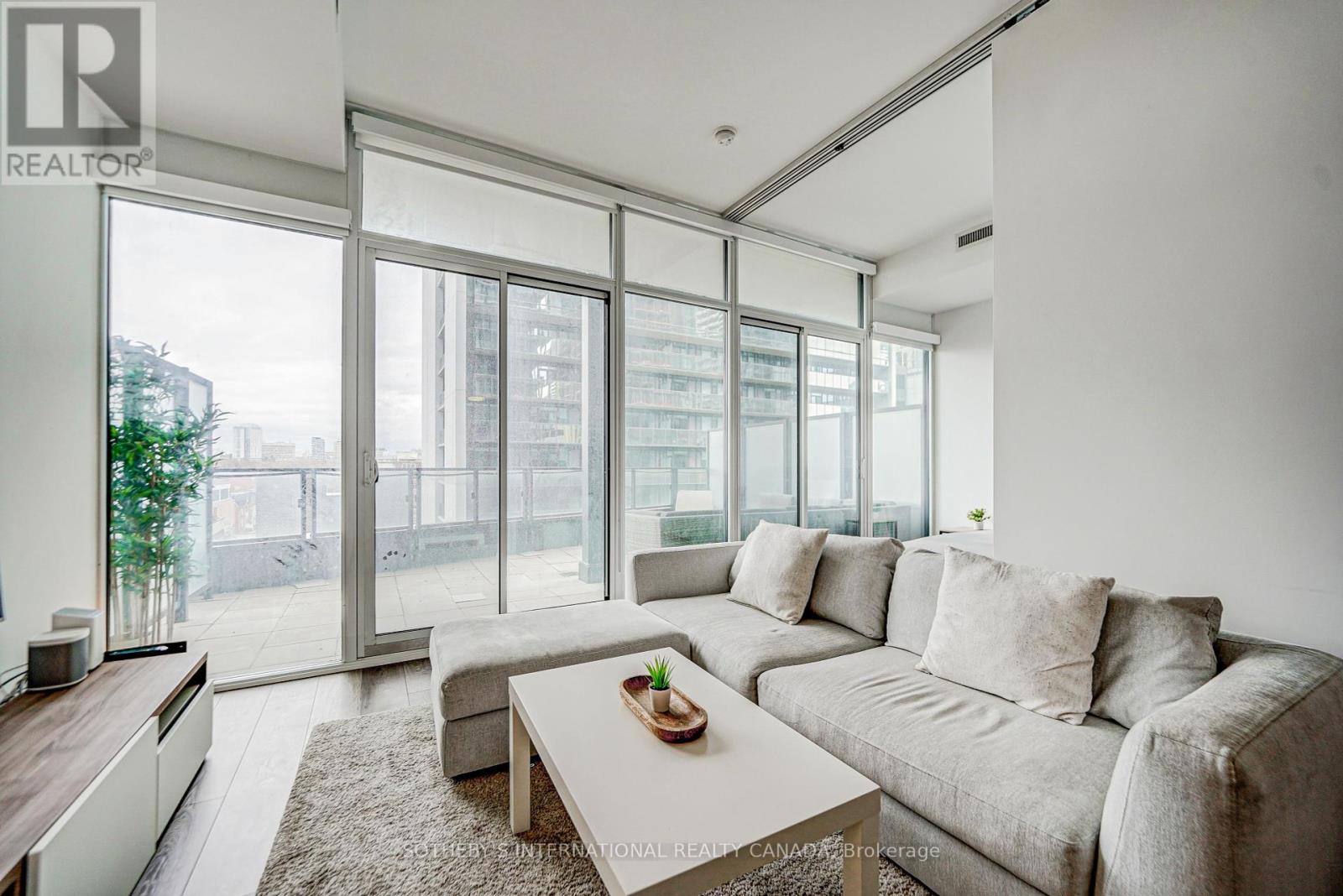 506 - 125 Peter Street, Toronto, Ontario  M5V 2G9 - Photo 4 - C12456803