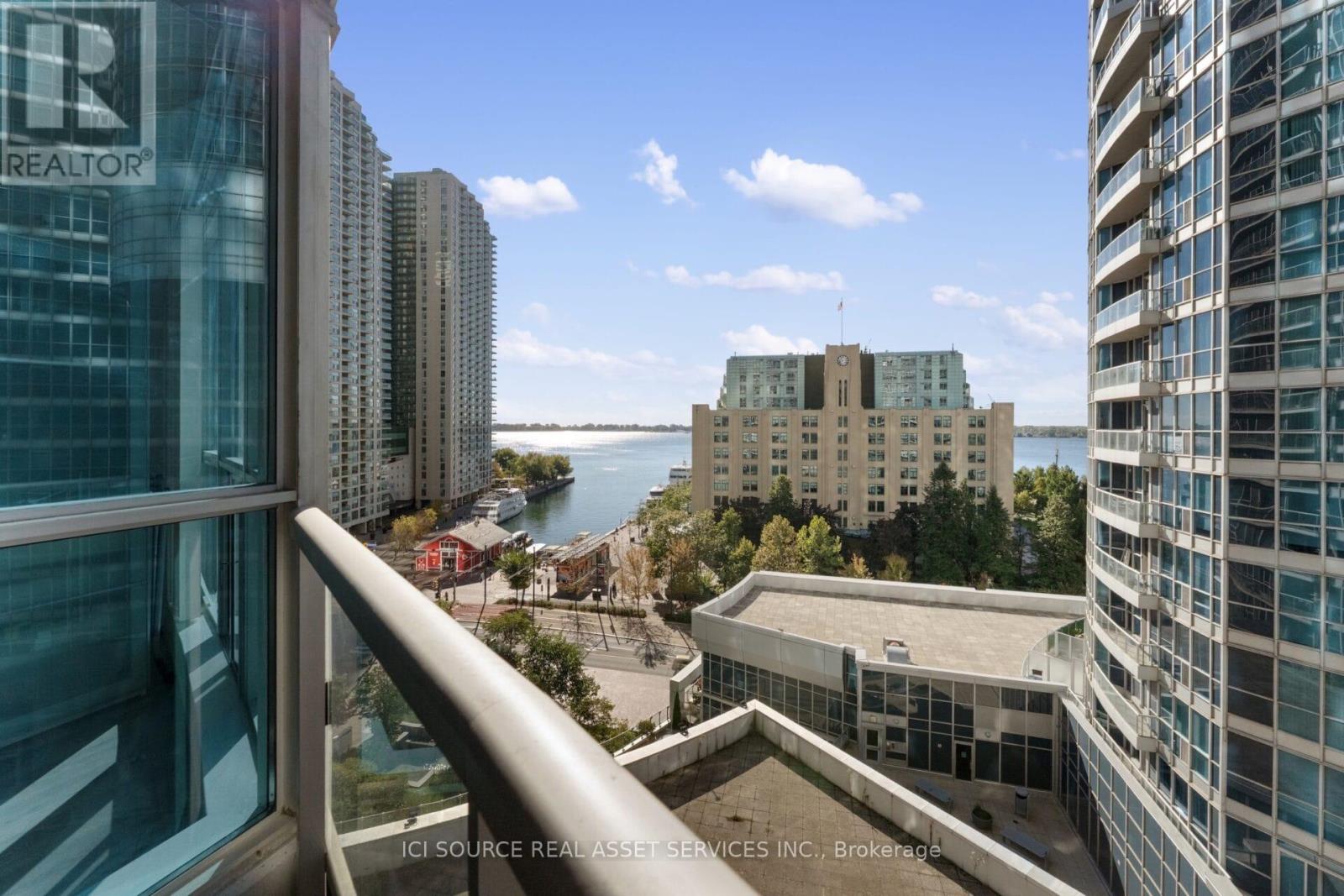 911 - 8 York Street, Toronto (Waterfront Communities), Ontario  M5J 2Y2 - Photo 9 - C12456827