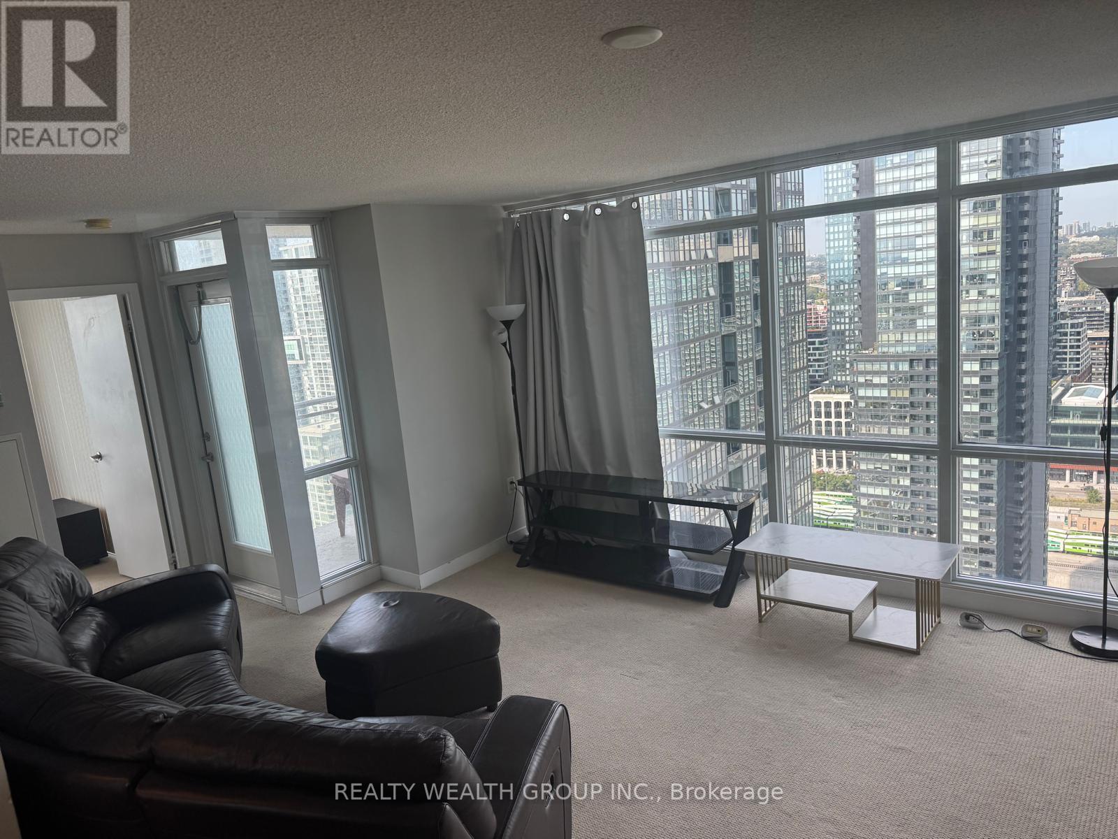 4203 - 11 Brunel Court, Toronto, Ontario  M5V 3Y3 - Photo 10 - C12456866