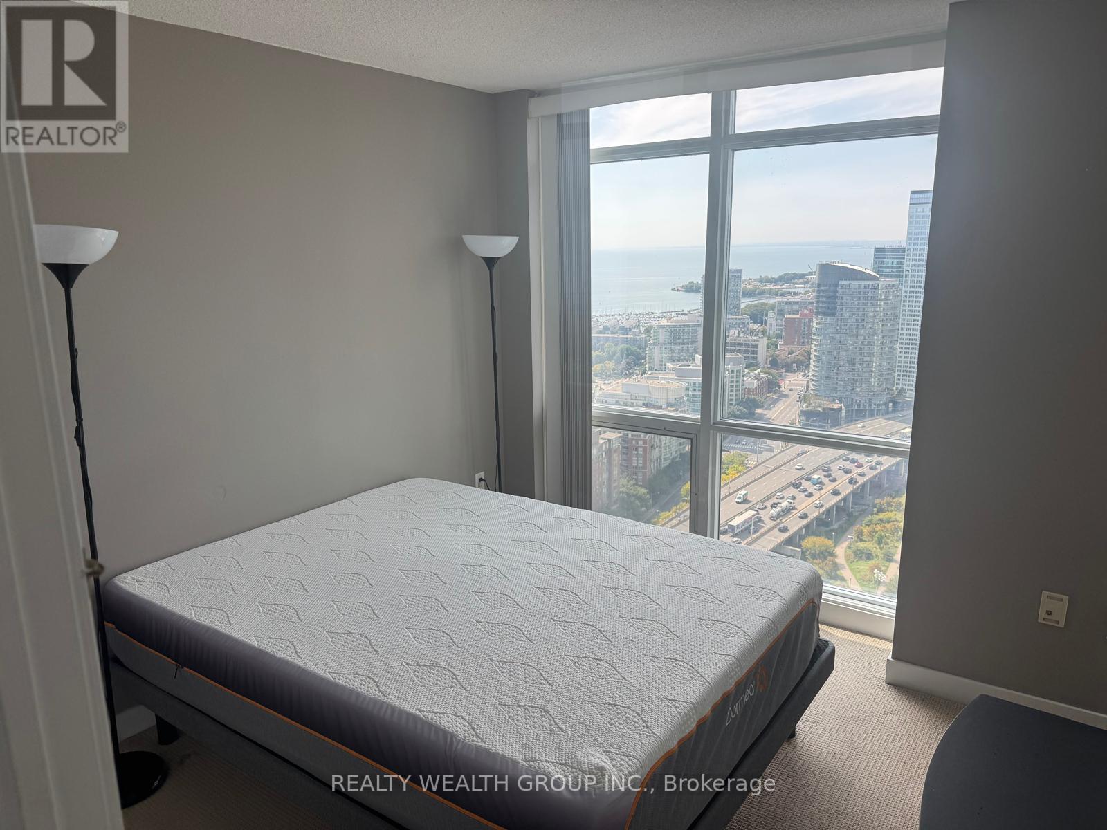 4203 - 11 Brunel Court, Toronto, Ontario  M5V 3Y3 - Photo 13 - C12456866
