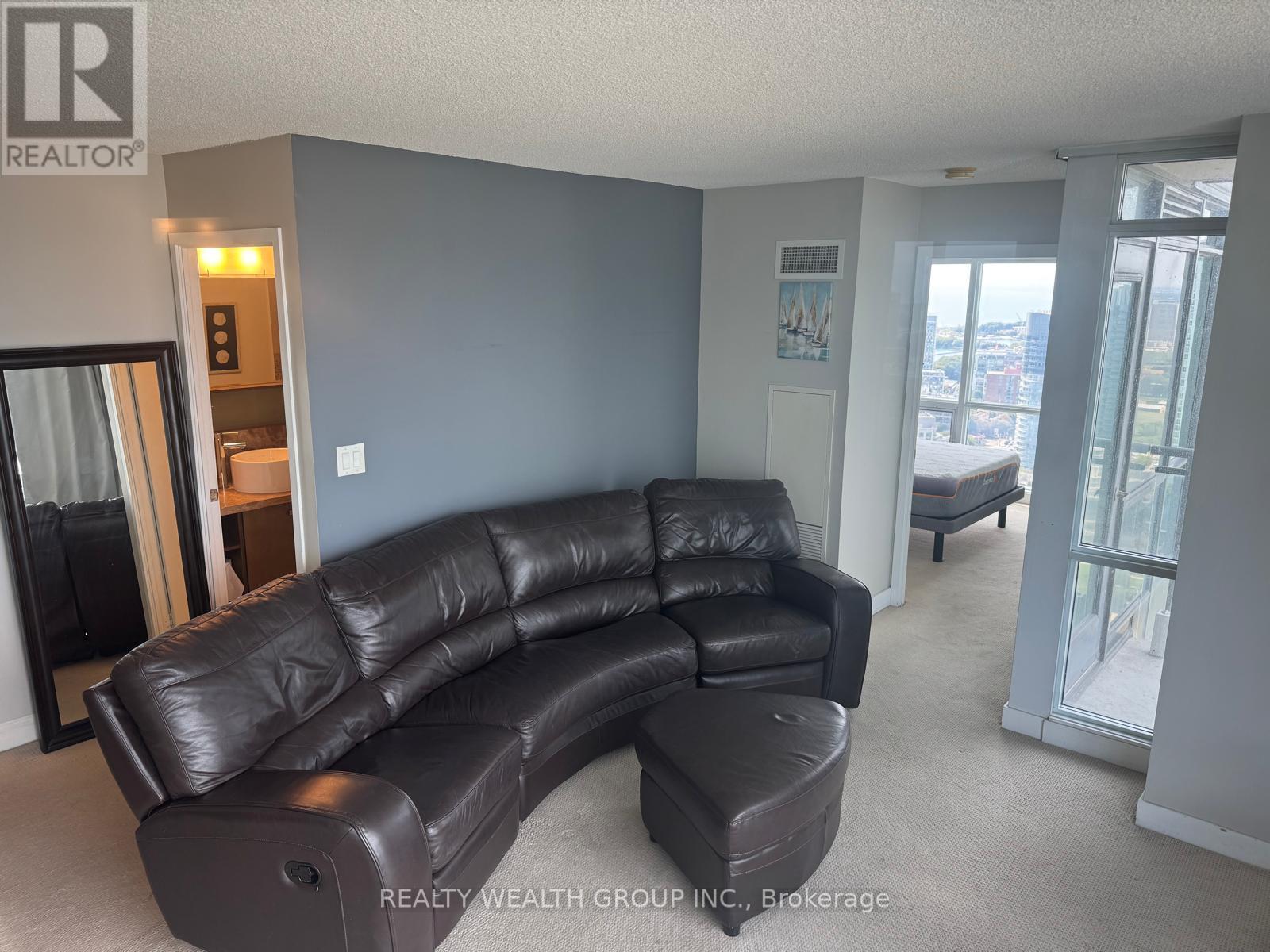 4203 - 11 Brunel Court, Toronto, Ontario  M5V 3Y3 - Photo 15 - C12456866