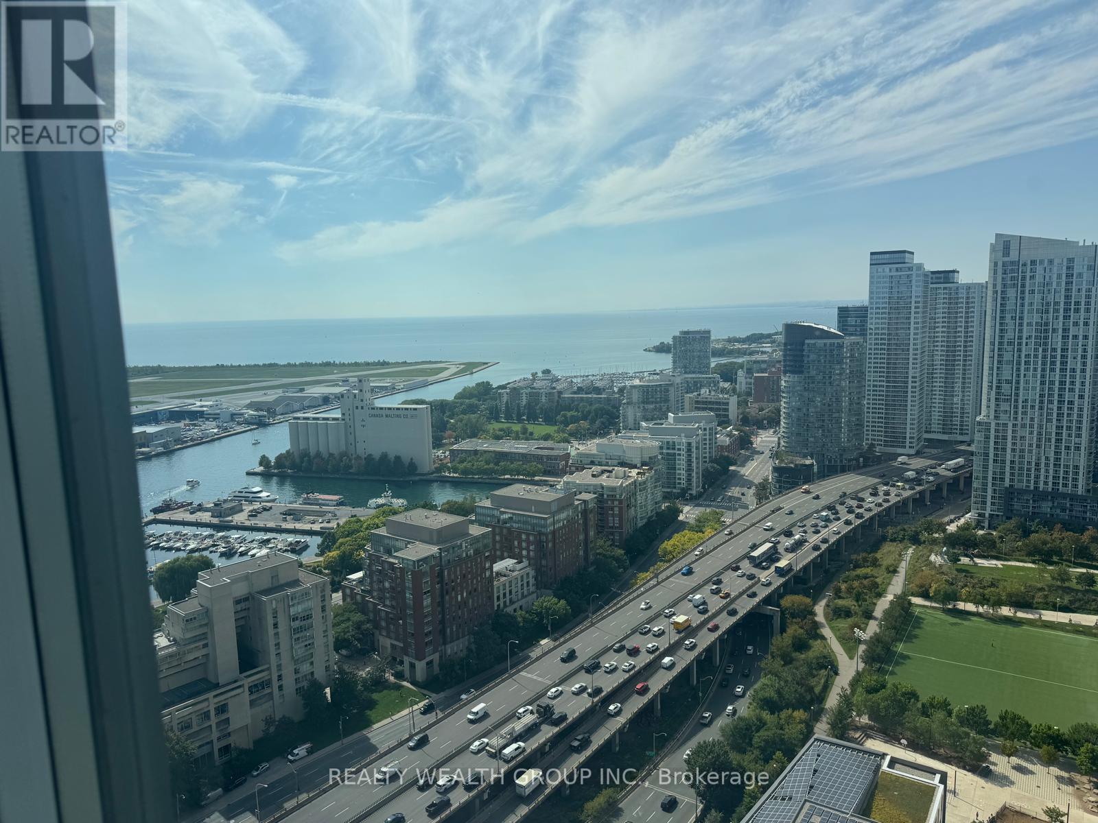 4203 - 11 Brunel Court, Toronto, Ontario  M5V 3Y3 - Photo 4 - C12456866