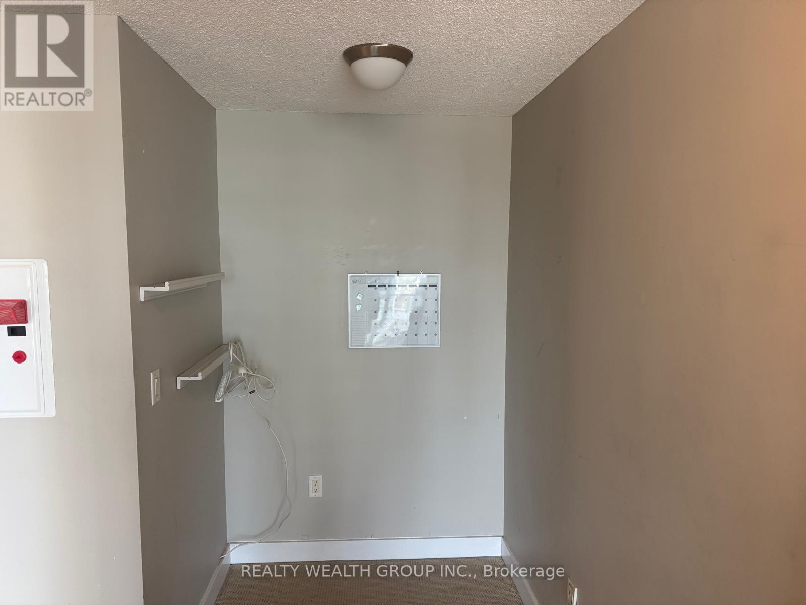 4203 - 11 Brunel Court, Toronto, Ontario  M5V 3Y3 - Photo 6 - C12456866