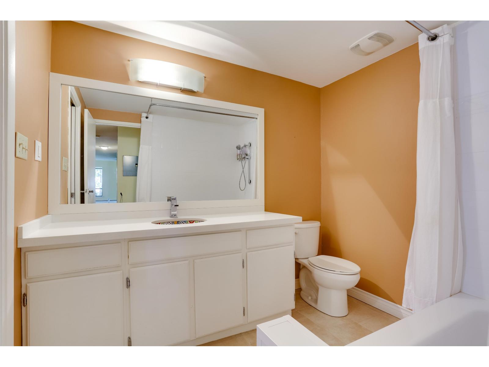 201 1389 Winter Street, White Rock, British Columbia  V4B 3Y2 - Photo 13 - R3057165