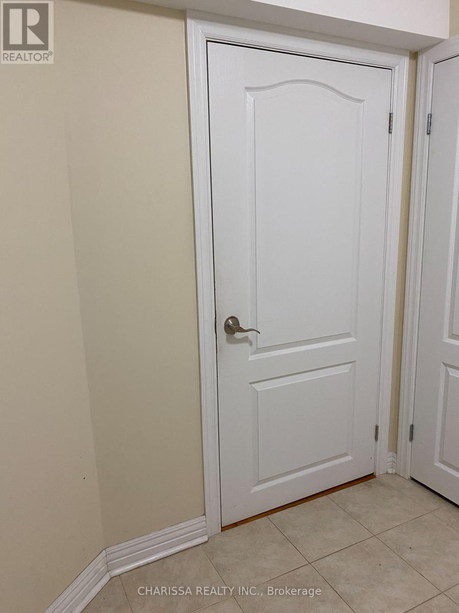 Bsmt - 3417 Jorie Crescent, Mississauga, Ontario  L5M 7G6 - Photo 9 - W12361325