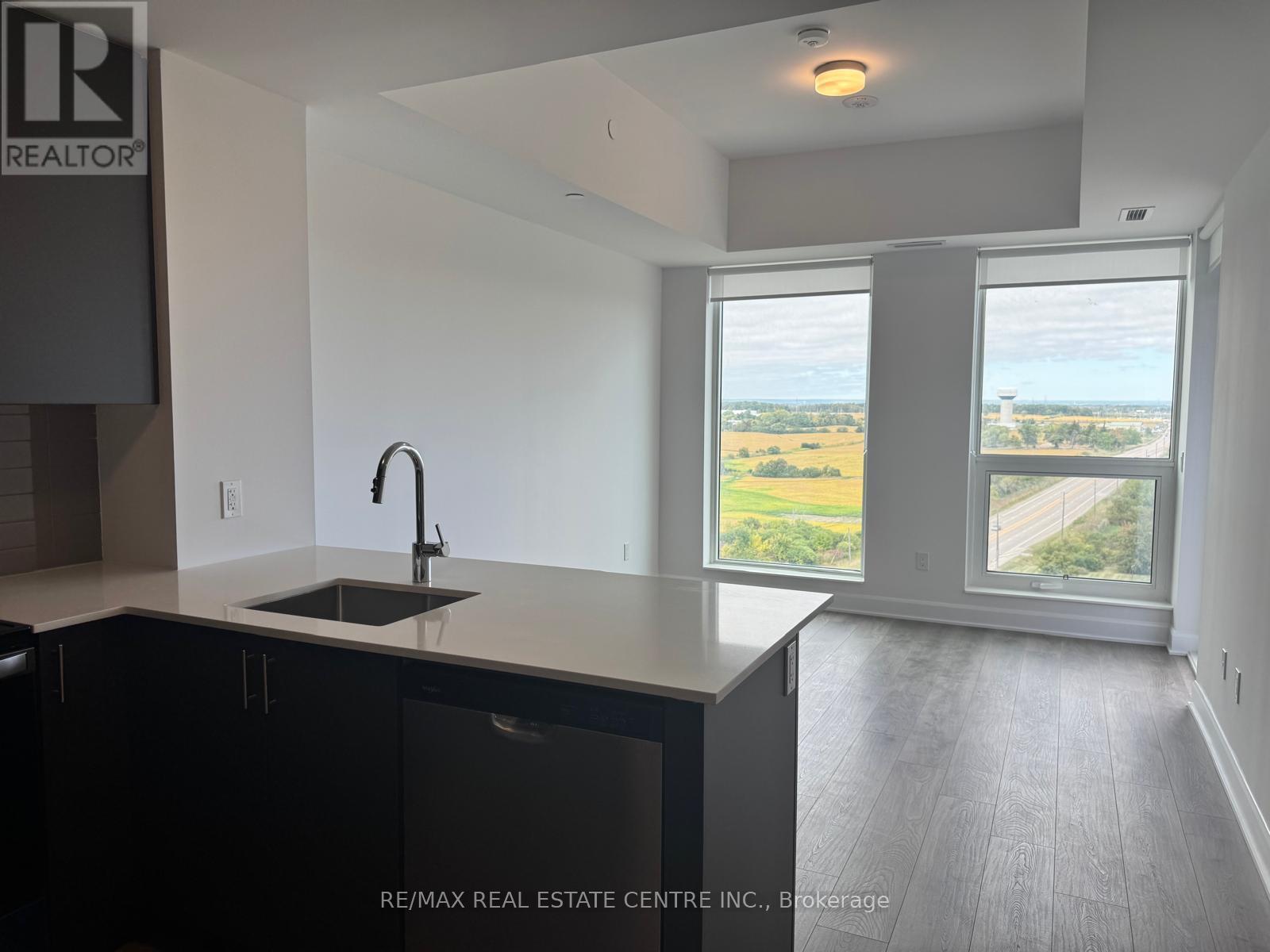 1211 - 3240 William Coltson Avenue, Oakville, Ontario  L6H 8C8 - Photo 15 - W12456160