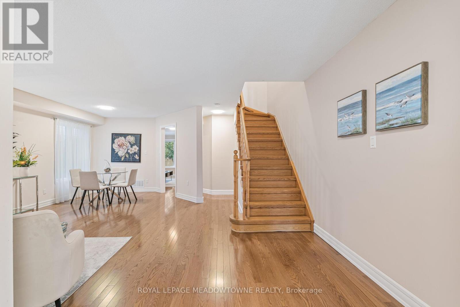 44 James Young Drive, Halton Hills, Ontario  L7G 5S5 - Photo 18 - W12454086