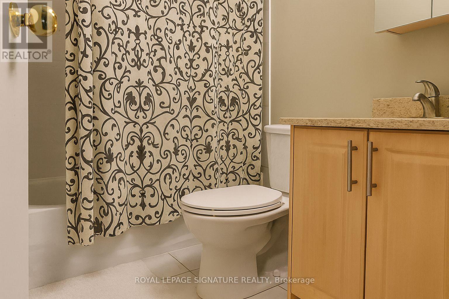 44 Parker Crescent, Ajax, Ontario  L1S 3R5 - Photo 9 - E12456775