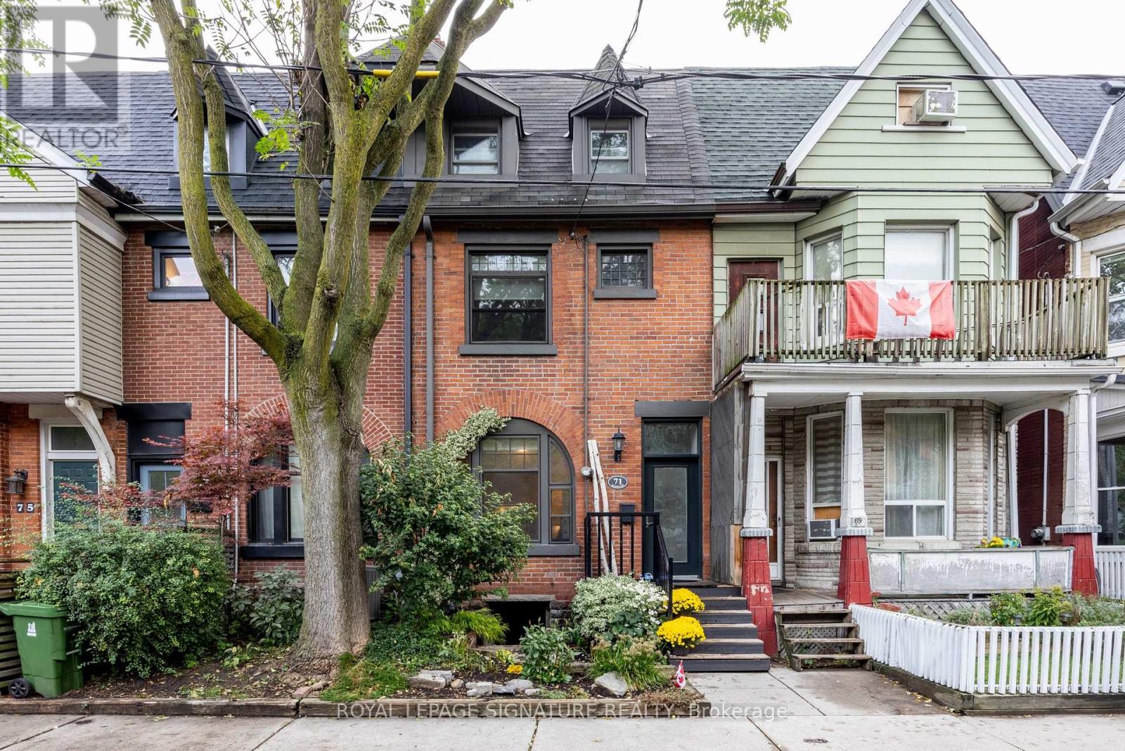 71 HAMILTON STREET, Toronto, Ontario