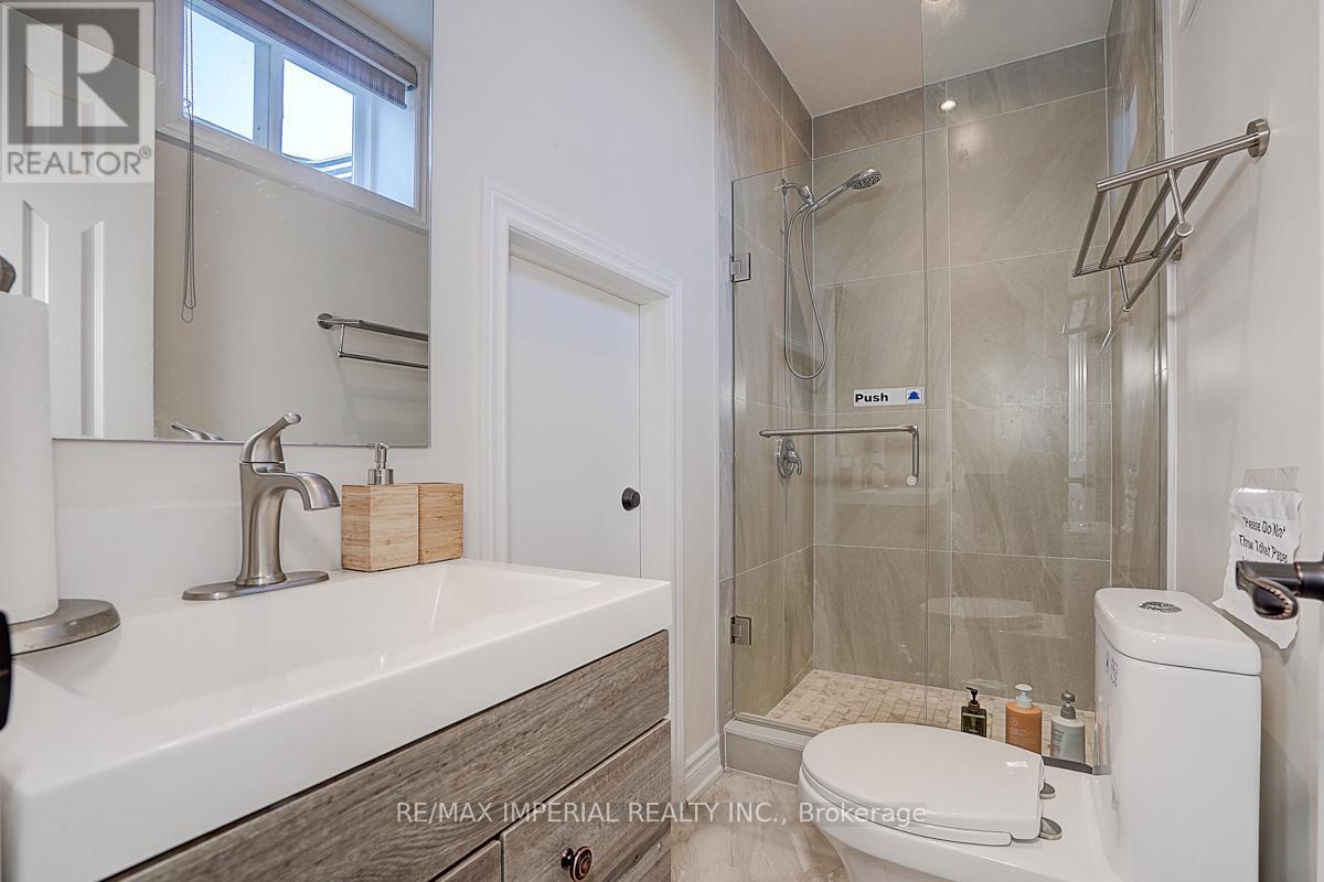 13969 Kennedy Road, Whitchurch-Stouffville, Ontario  L4A 4B4 - Photo 35 - N12456778