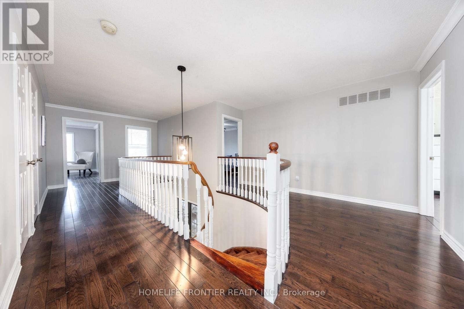 246 Jelley Avenue, Newmarket, Ontario  L3X 1S6 - Photo 24 - N12456796