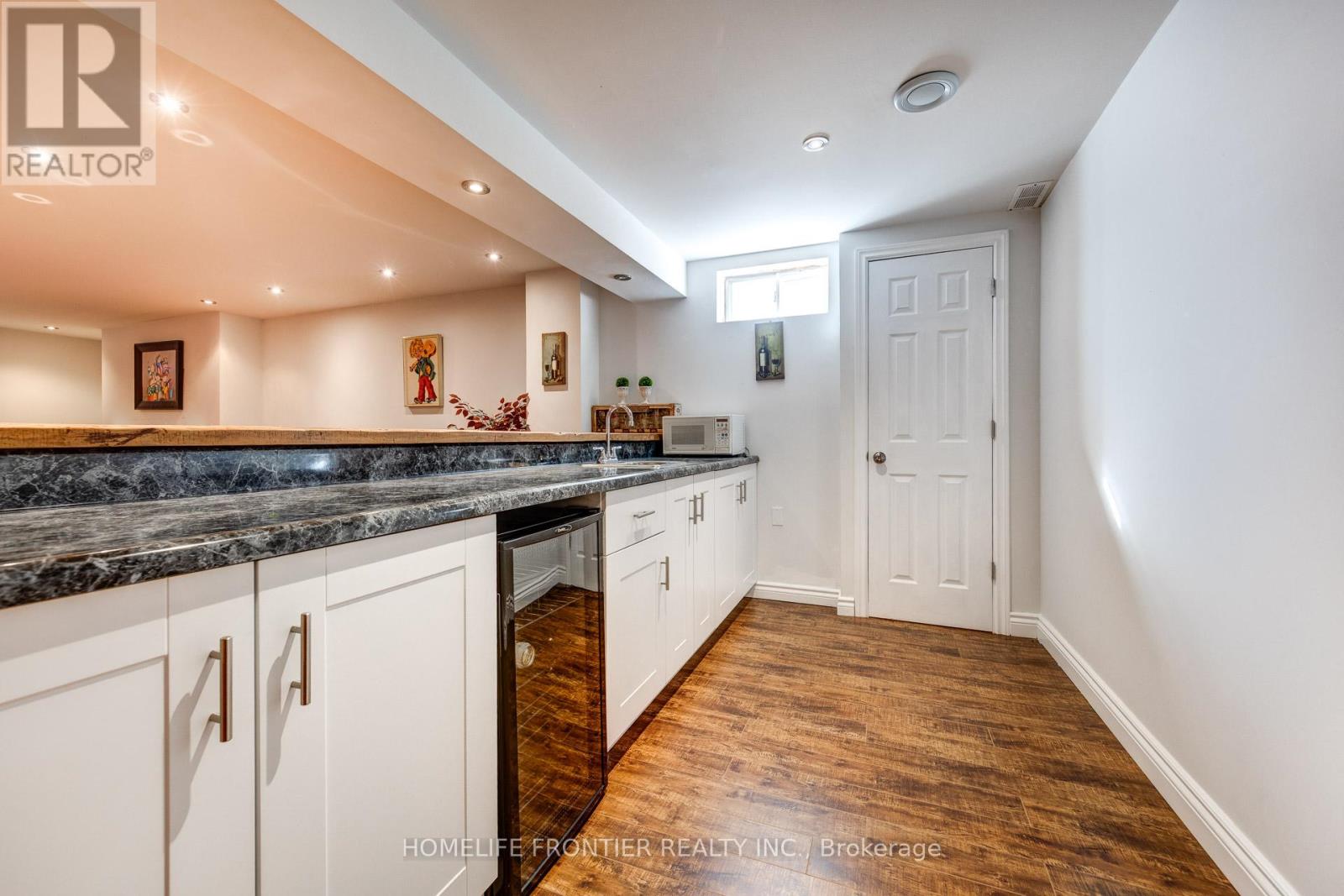 246 Jelley Avenue, Newmarket, Ontario  L3X 1S6 - Photo 39 - N12456796