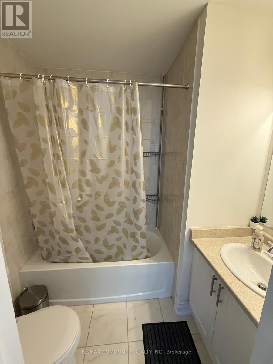 Coach House - 337 William Forster Road, Markham, Ontario  L6B 0R9 - Photo 6 - N12456847