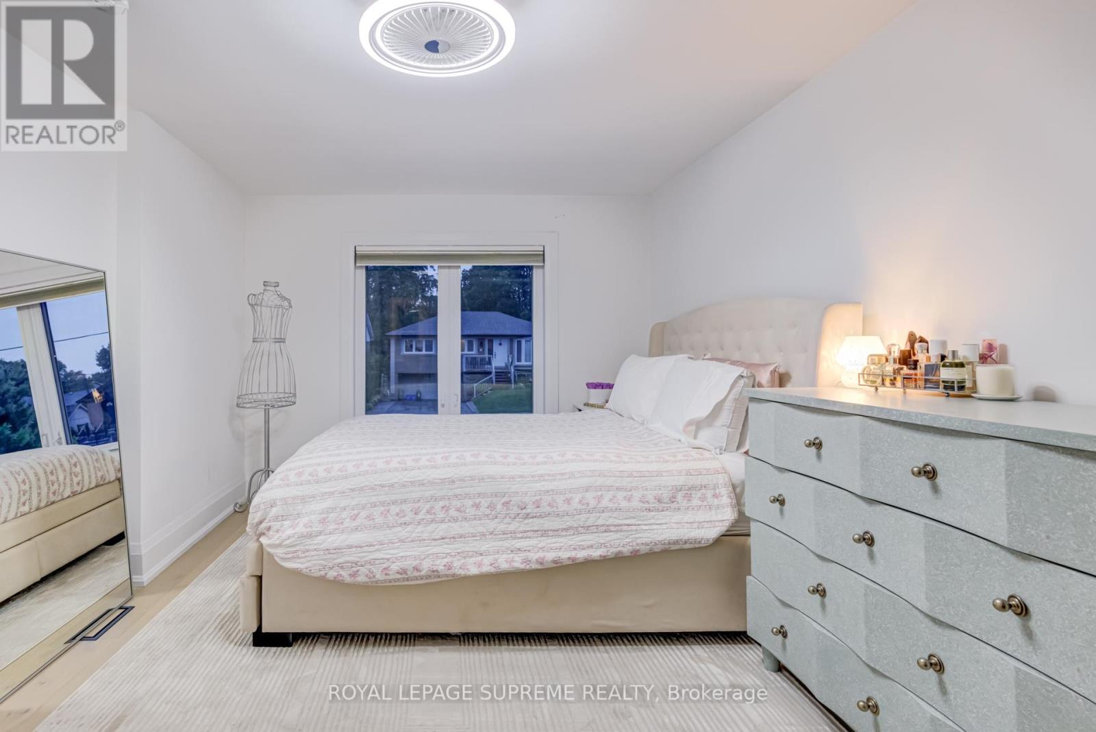 138 Driscoll Road, Richmond Hill, Ontario  L4C 4H7 - Photo 16 - N12456858