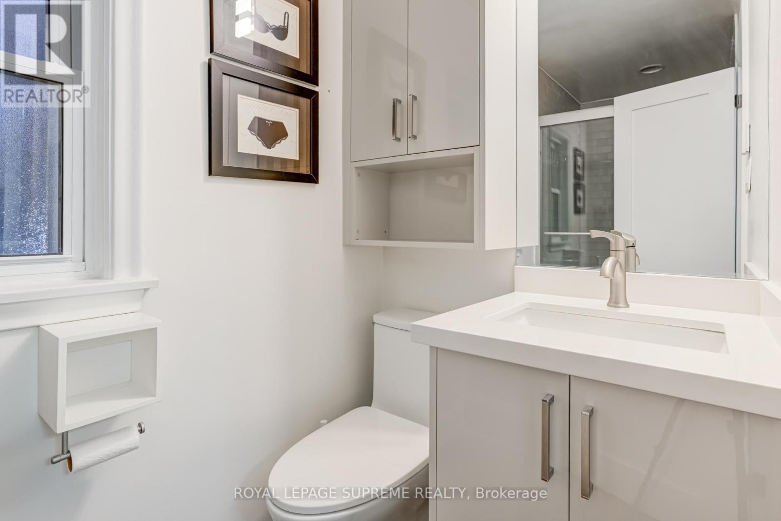 138 Driscoll Road, Richmond Hill, Ontario  L4C 4H7 - Photo 18 - N12456858