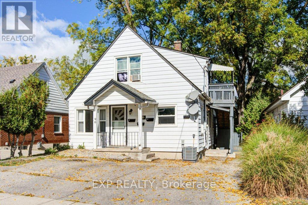 Photo 21 of 50 for 96 Emery Street W