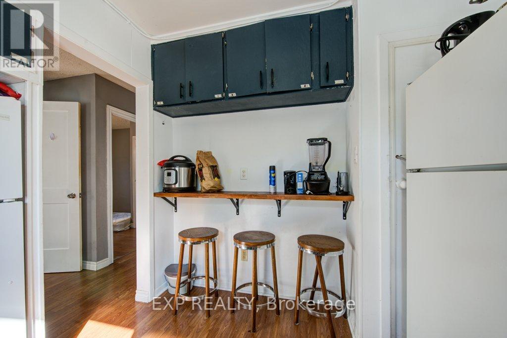 Photo 24 of 50 for 96 Emery Street W