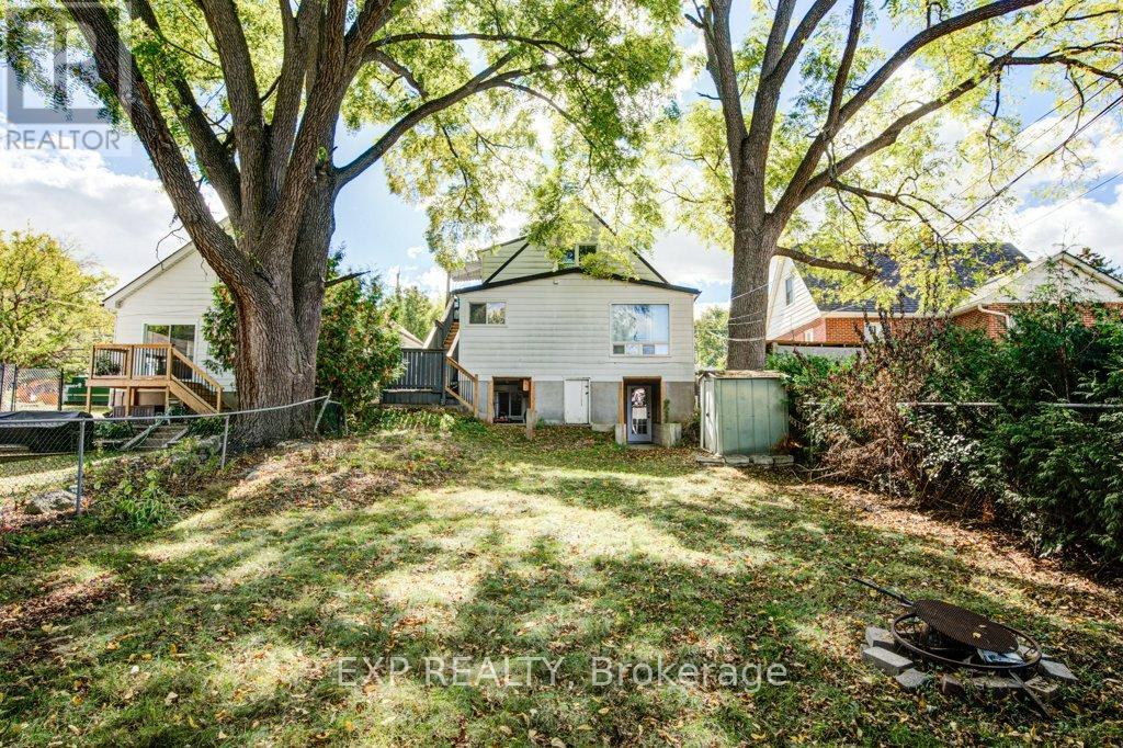 96 Emery Street W, London South (South E), Ontario  N6J 1R8 - Photo 42 - X12455864