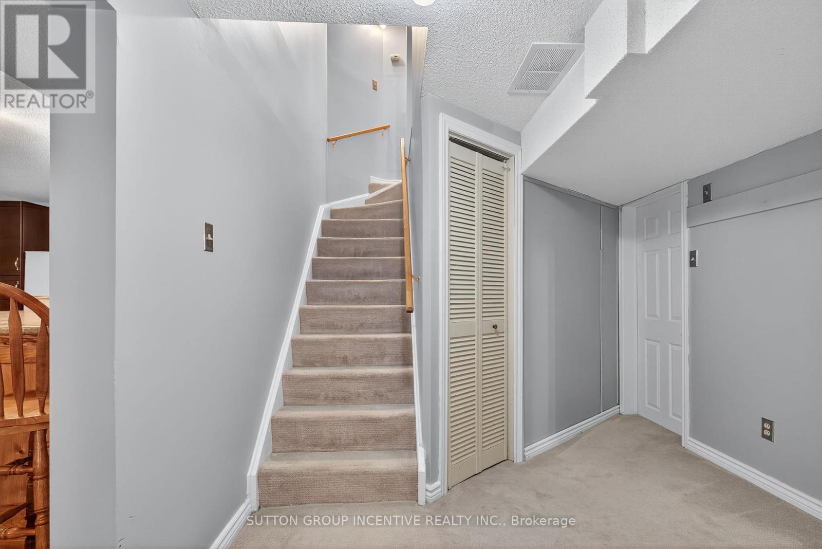 9 Hopkins Road, Barrie, Ontario  L4M 5X8 - Photo 18 - S12456768