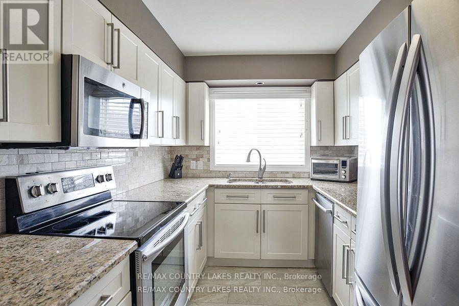 15 - 24 Laguna Parkway, Ramara, Ontario  L0K 1B0 - Photo 8 - S12456851