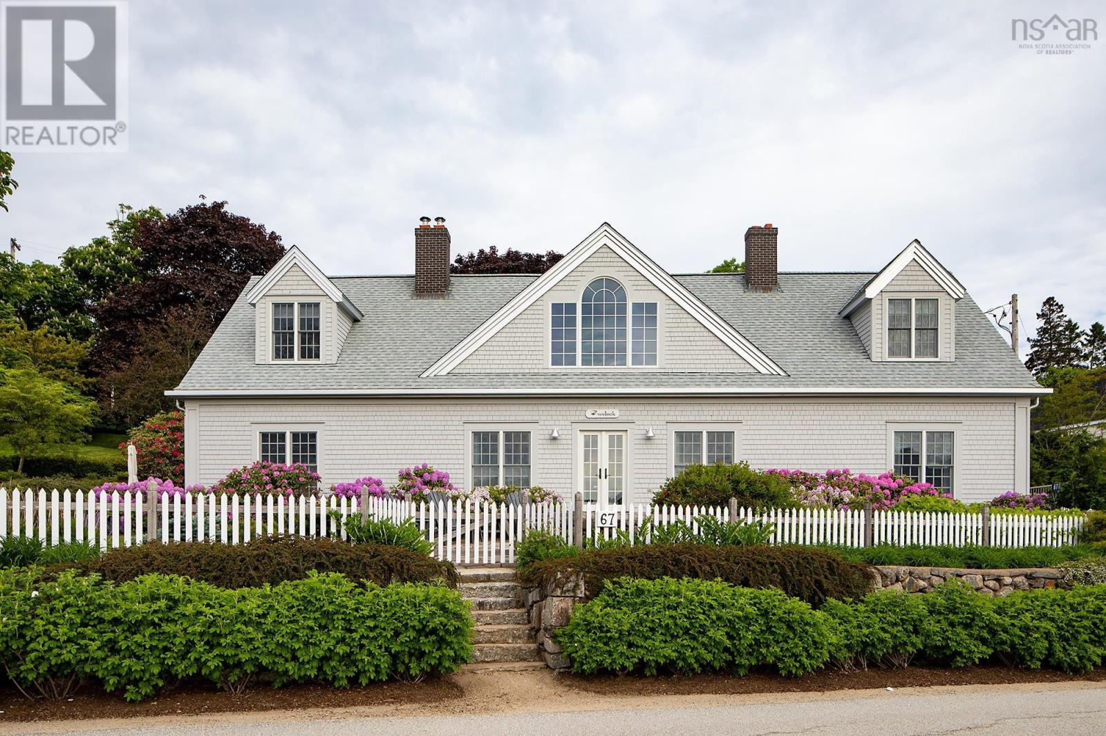 67 Water Street, Chester, Nova Scotia  B0J 1J0 - Photo 2 - 202513487