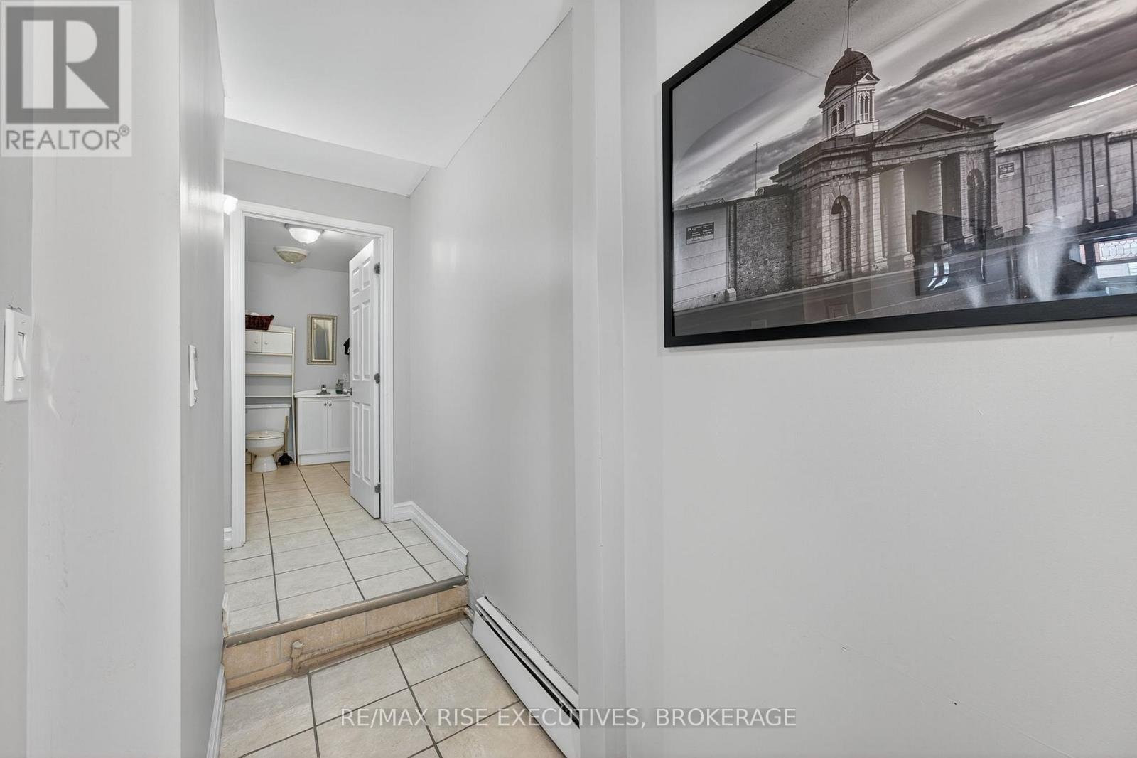 15 Montreal Street, Kingston, Ontario  K7L 3G7 - Photo 12 - X12456901
