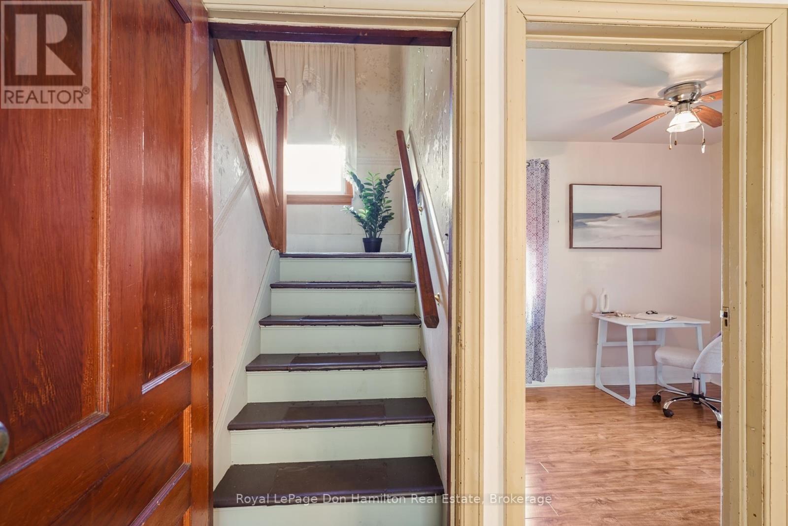 21 Elgin Street, Southwest Middlesex, Ontario  N0L 1A0 - Photo 24 - X12456911