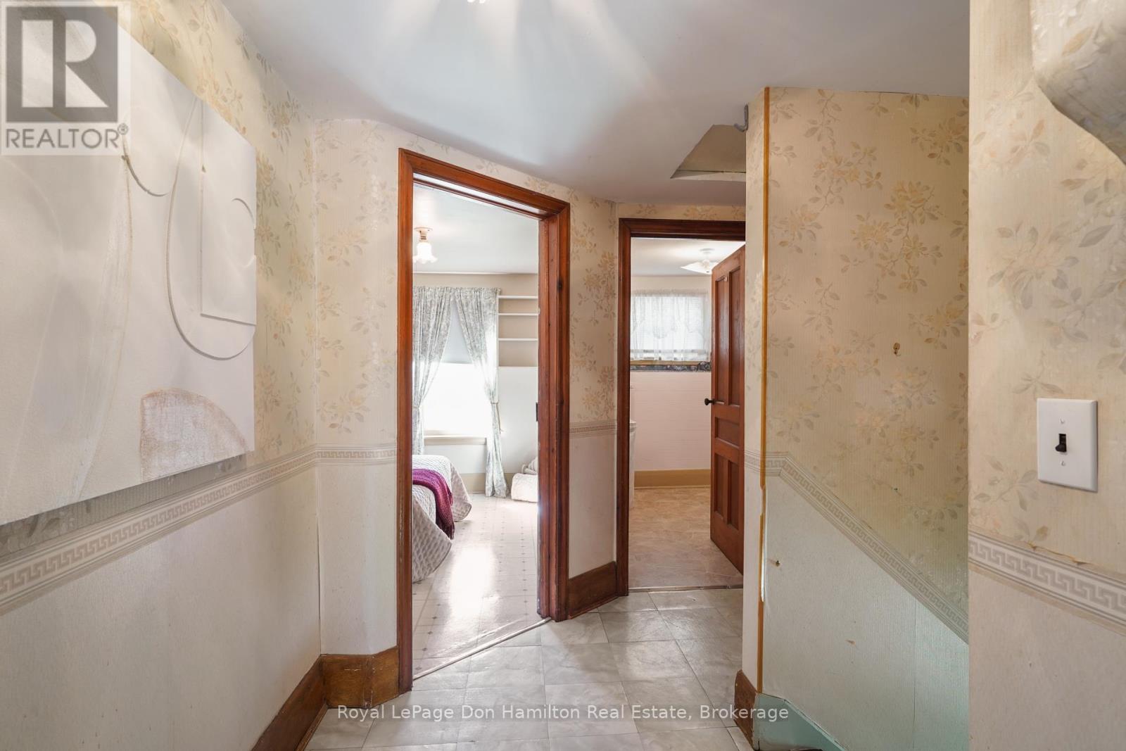 21 Elgin Street, Southwest Middlesex, Ontario  N0L 1A0 - Photo 26 - X12456911