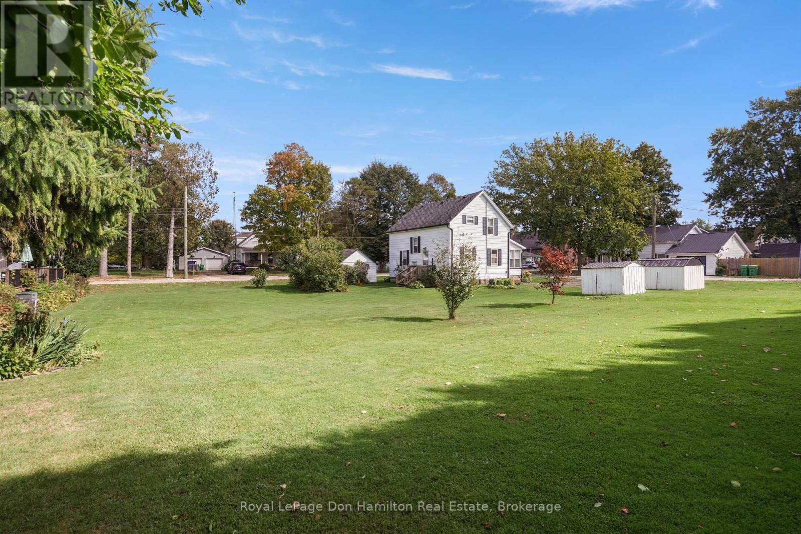 21 Elgin Street, Southwest Middlesex, Ontario  N0L 1A0 - Photo 48 - X12456911