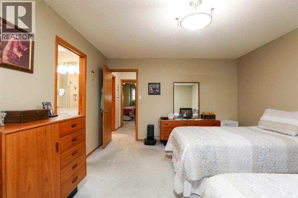 112 Edgewood Boulevard W, Lethbridge, Alberta  T1K 5Z7 - Photo 19 - A2262621