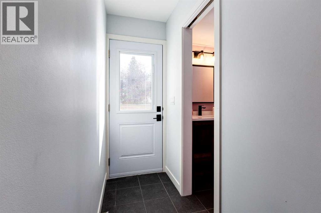 17 Sunvale Crescent Se, Calgary, Alberta  T2X 2T1 - Photo 10 - A2263214