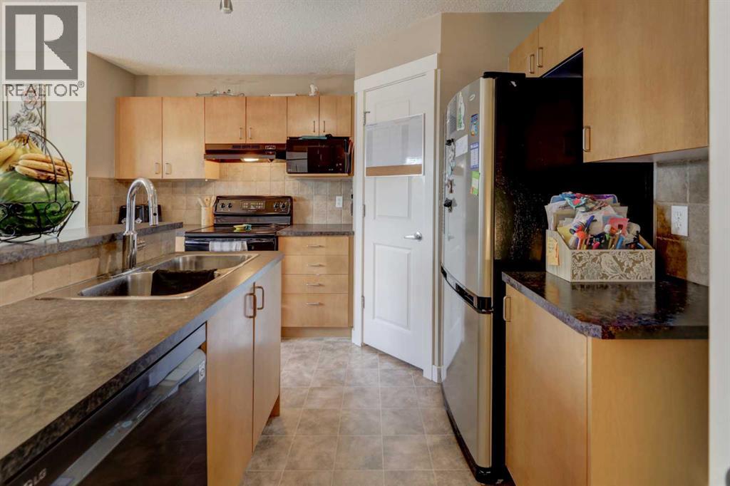 469 Morningside Way Sw, Airdrie, Alberta  T4B 3M5 - Photo 4 - A2242535