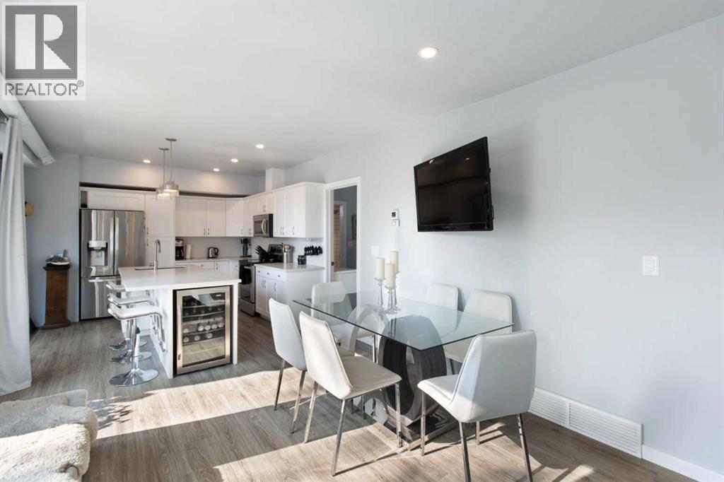4 Heston Street Nw, Calgary, Alberta  T2K 2C1 - Photo 7 - A2257295