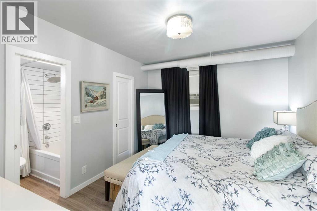 4 Heston Street Nw, Calgary, Alberta  T2K 2C1 - Photo 3 - A2257295