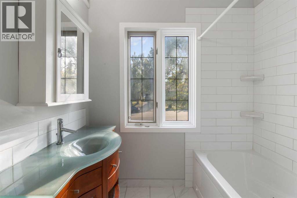 4 Heston Street Nw, Calgary, Alberta  T2K 2C1 - Photo 37 - A2257295