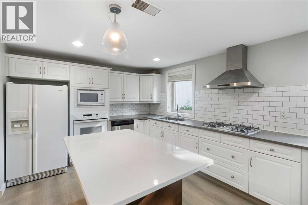 4 Heston Street Nw, Calgary, Alberta  T2K 2C1 - Photo 39 - A2257295