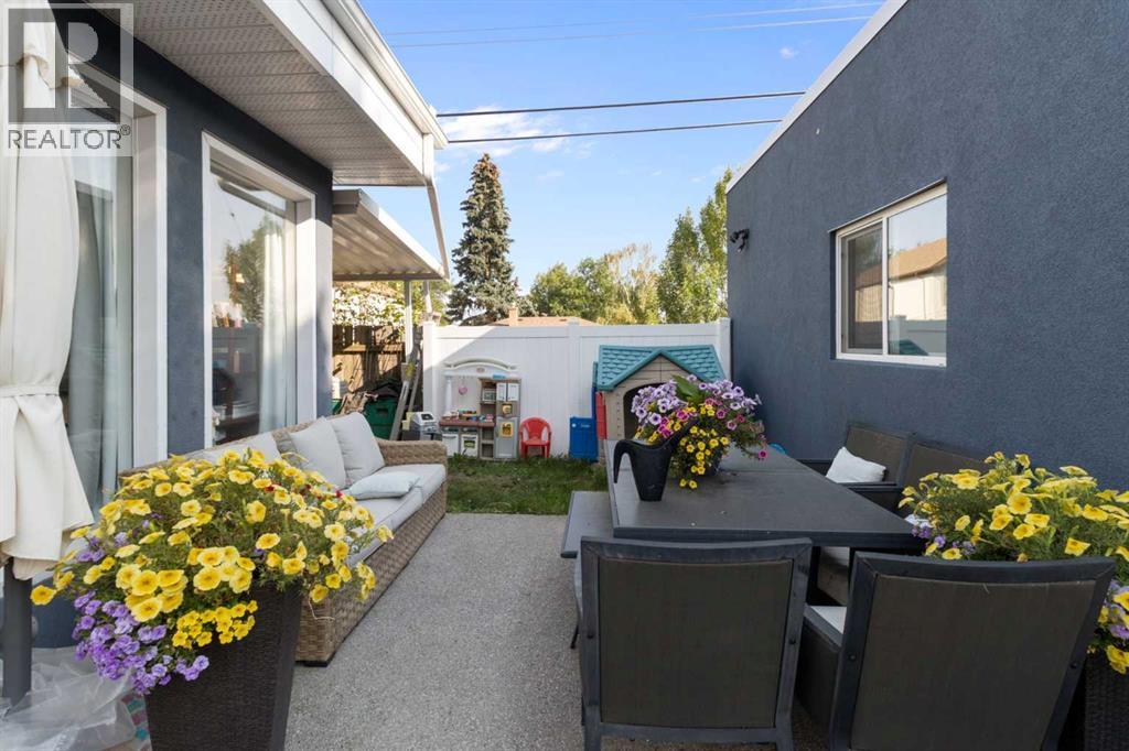 4 Heston Street Nw, Calgary, Alberta  T2K 2C1 - Photo 48 - A2257295