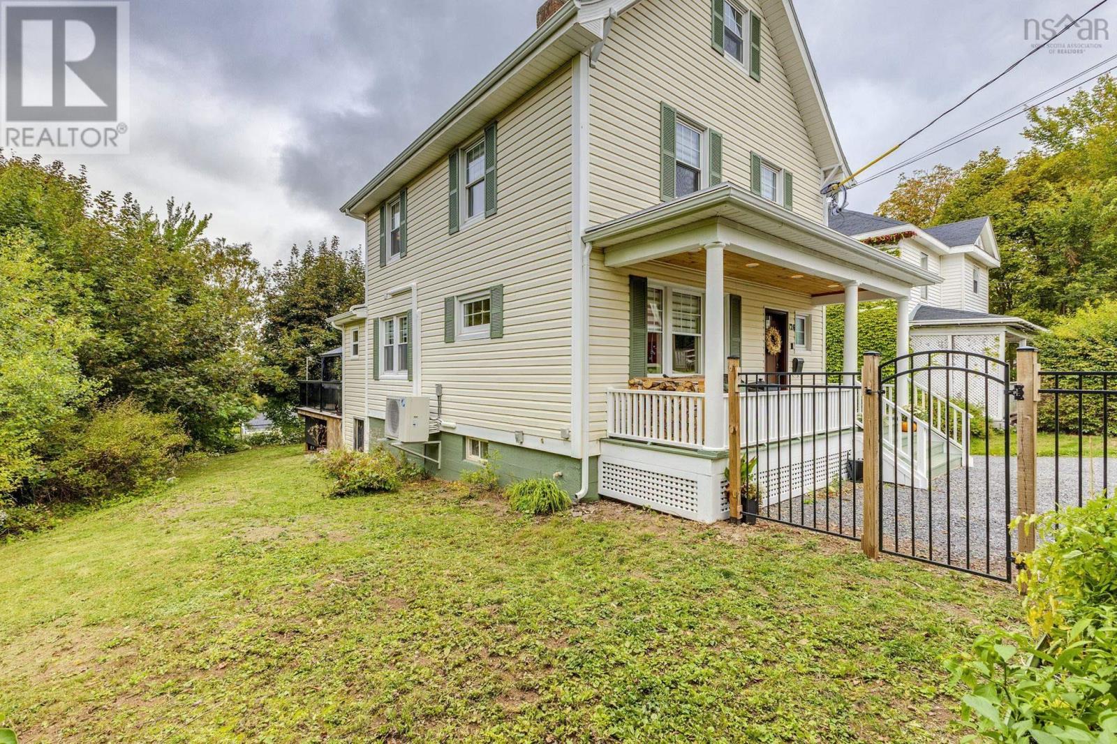 126 Hillcrest Avenue, New Glasgow, Nova Scotia  B2H 3T6 - Photo 2 - 202524083