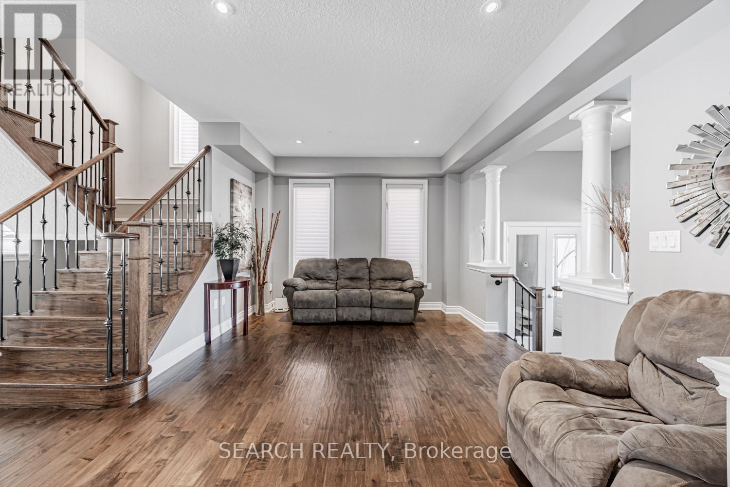 11 Elmer Adams Drive, Clarington, Ontario  L1E 0G8 - Photo 3 - E12454198