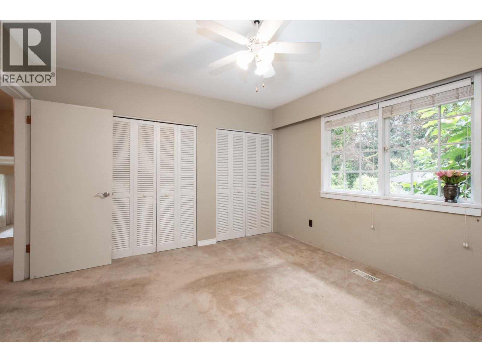 1057 Montroyal Boulevard, North Vancouver, British Columbia  V7R 2H5 - Photo 21 - R3053280