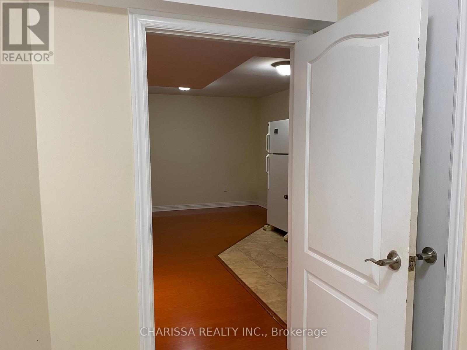 Bsmt - 3417 Jorie Crescent, Mississauga, Ontario  L5M 7G6 - Photo 12 - W12361325