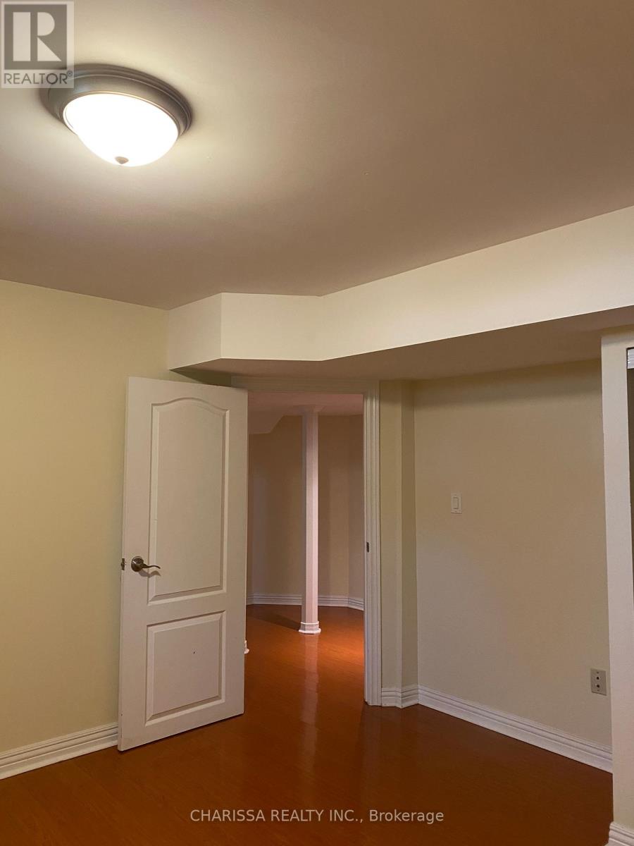 Bsmt - 3417 Jorie Crescent, Mississauga, Ontario  L5M 7G6 - Photo 35 - W12361325